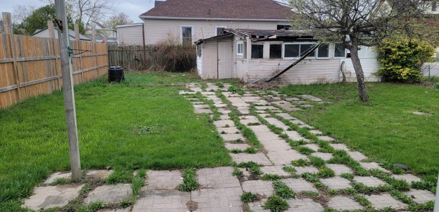 4642 Simcoe Street, Niagara Falls, L2E 1V2