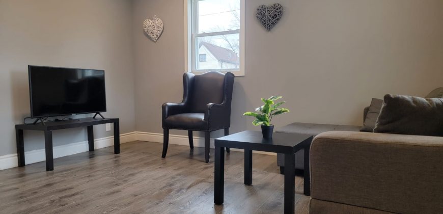 4642 Simcoe Street, Niagara Falls, L2E 1V2