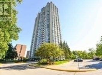 #604 -8 LISA ST N, Brampton, Ontario L6T4S6