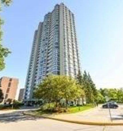 #604 -8 LISA ST N, Brampton, Ontario L6T4S6