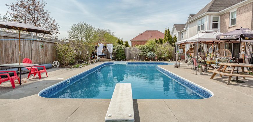 61 DESERT SAND DR