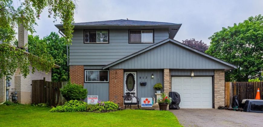 913 Carnaby Cres Oshawa, Ontario L1G2Y7