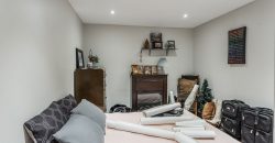 913 Carnaby Cres Oshawa, Ontario L1G2Y7